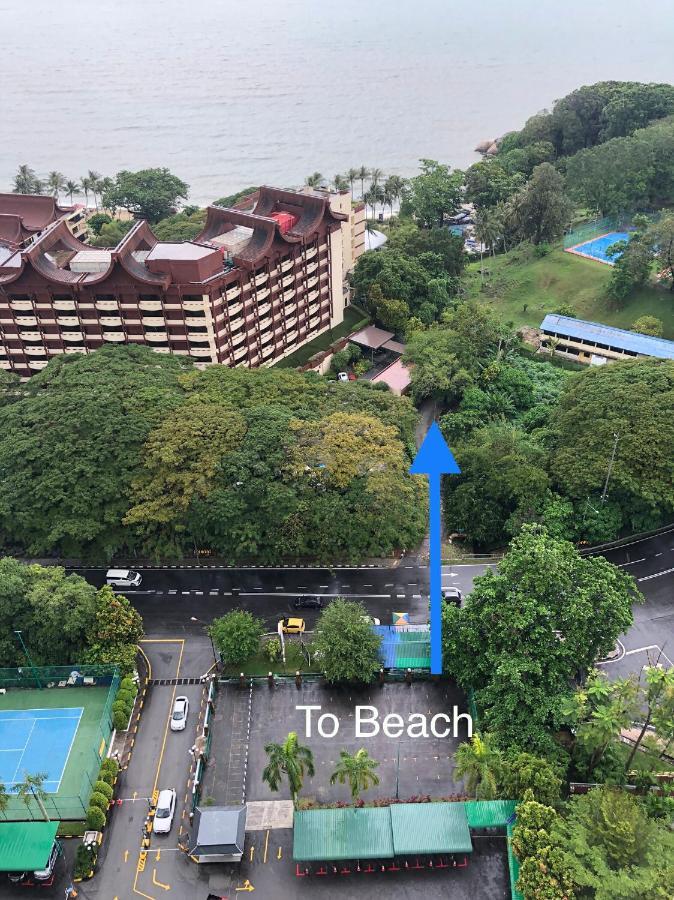 Beach Resort 7 Home Stay Sri Sayang Apartment Batu Ferringhi 3Bedroom Екстер'єр фото