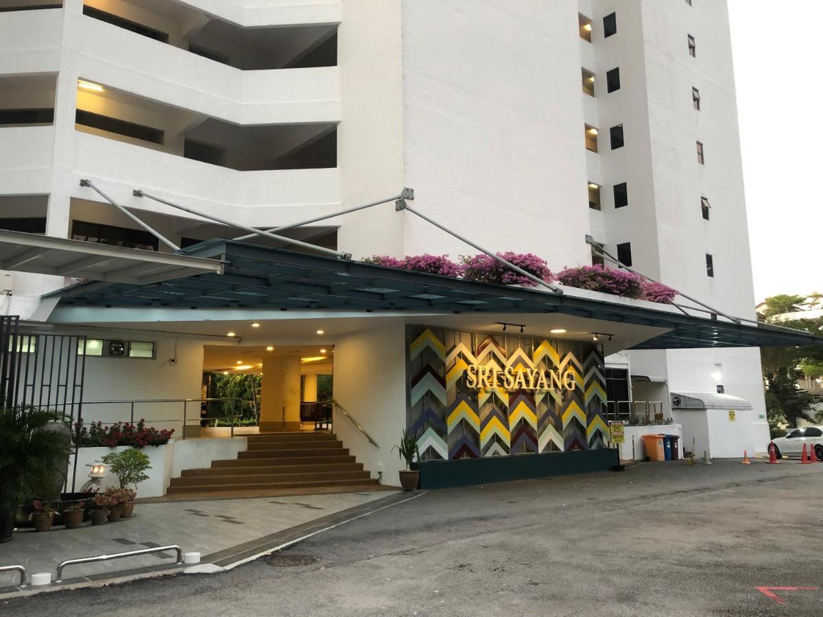Beach Resort 7 Home Stay Sri Sayang Apartment Batu Ferringhi 3Bedroom Екстер'єр фото
